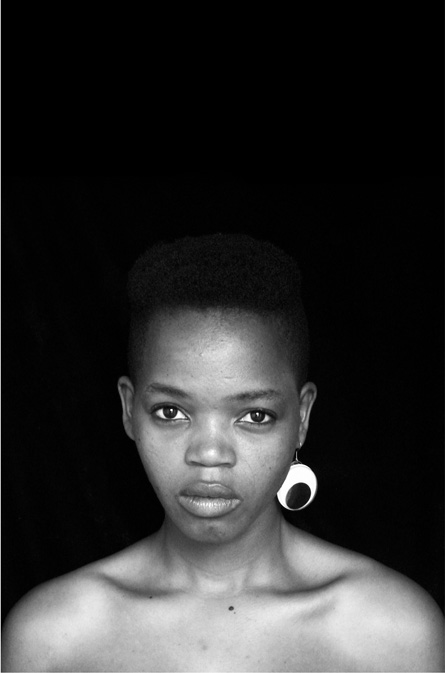 Pam Dlungwana by Zanele Muholi