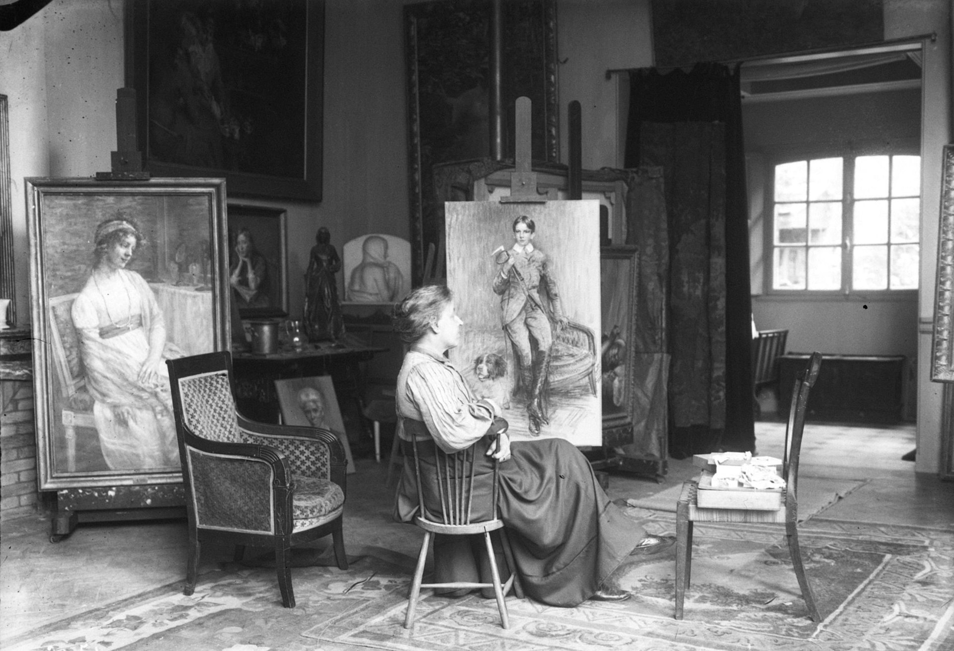 Louise Catherine Breslau in her studio in 1912