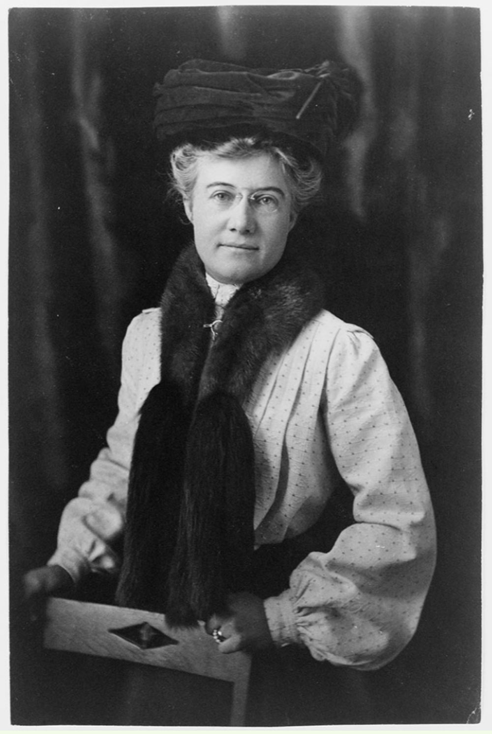American Garden Landscape Photographer Mattie Edwards Hewitt (1869 – 1956)